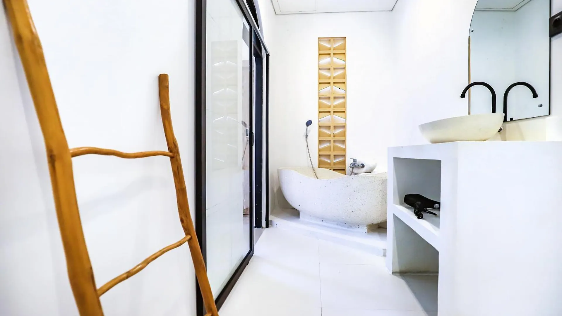 Villa The Artist - 2Bdr With Prvt Pool In Ubud